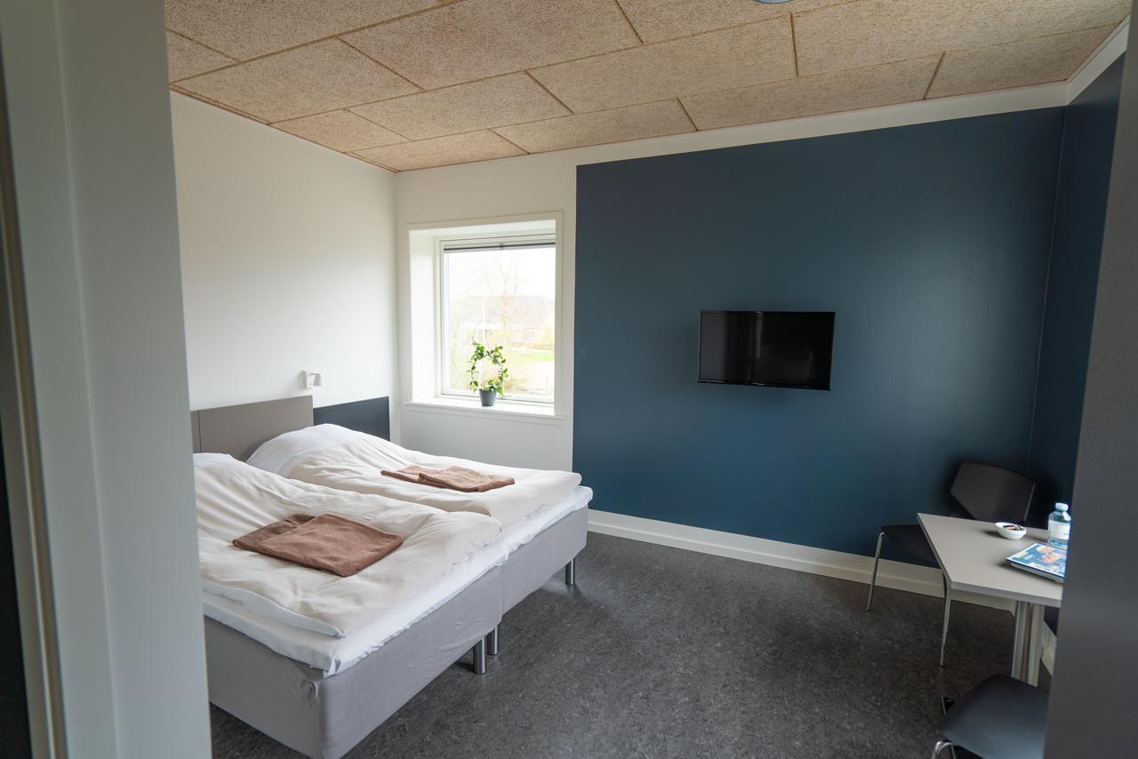 Icv Sleepwell Hotel Vra Bagian luar foto